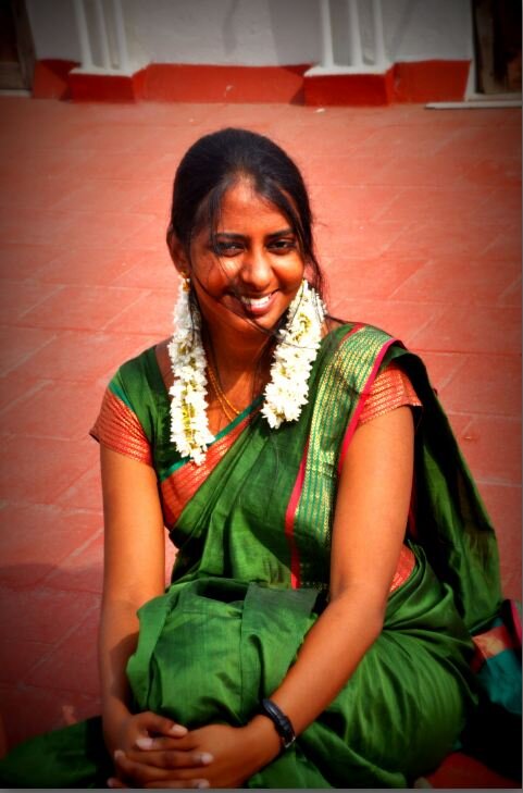 Musicaholic, Foodaholic, Clothesaholic, 'Rajinikanthaholic' (on a Deiva level);#1 Rule of life ''If it makes you happy, do it; if it doesn't, then don't