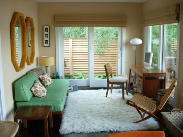 Home114_'s profile picture. Dealing in 20th Century Antiques and Home Design