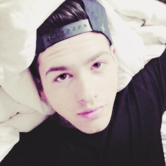 fckmillsjb's profile picture. larissa ciumentinha da minha vida ✵ lily gata