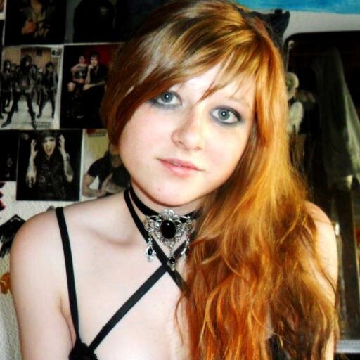 CoraLoveless Profile Picture
