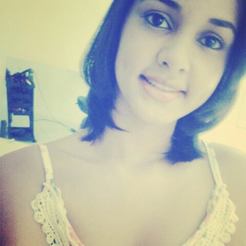 - Descubra  :3         - So uma filha buscando serviir ao Pai..  ♡  Instagram ? @llariibarbosa