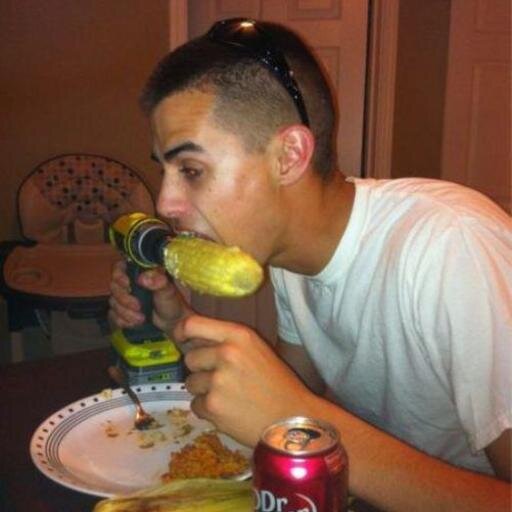 Post_Bad_Photos's profile picture. Les photos les plus WTF de Twitter.