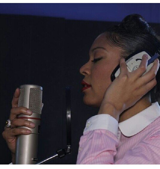 Singer/Song writer - Myer