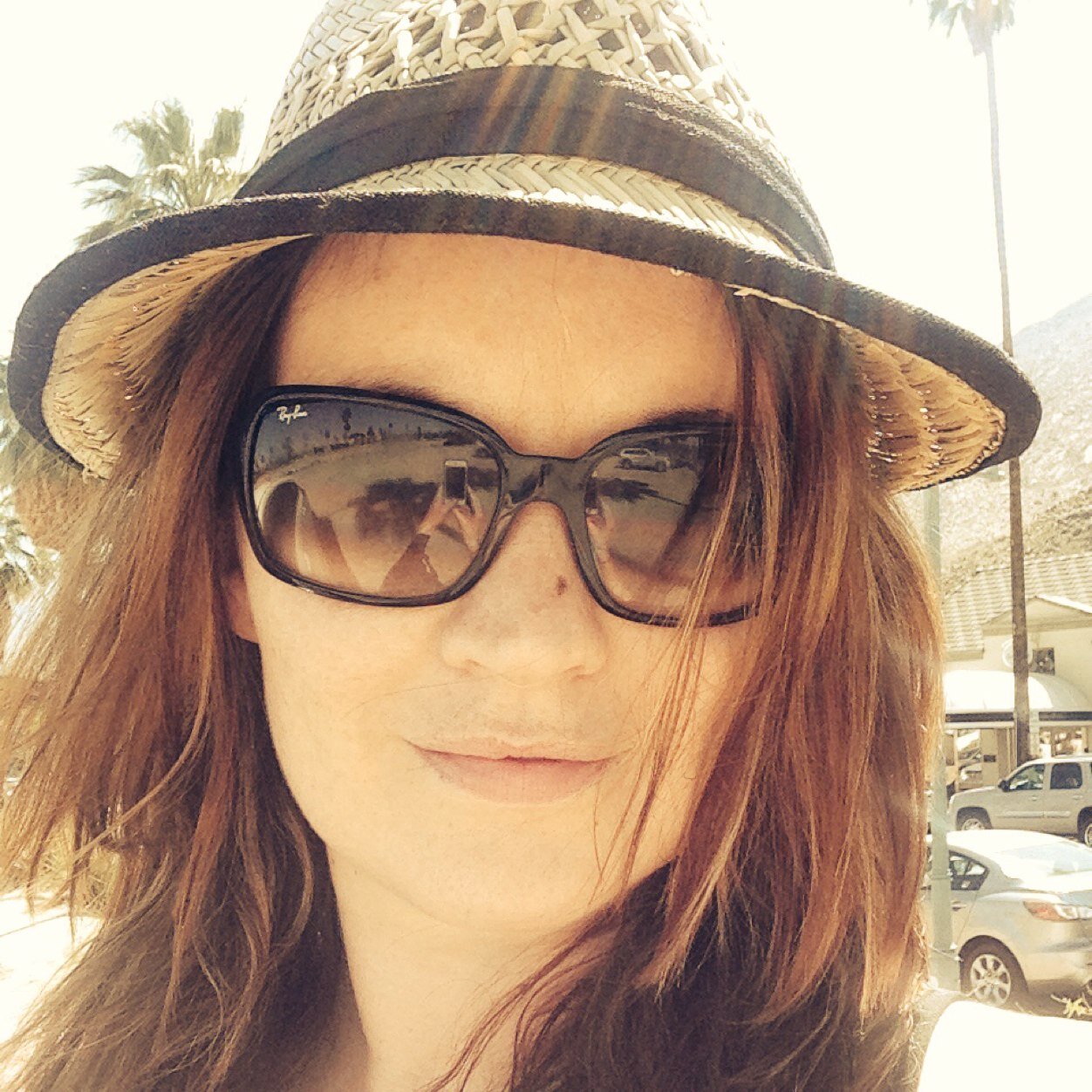 KateClarky's profile picture. 