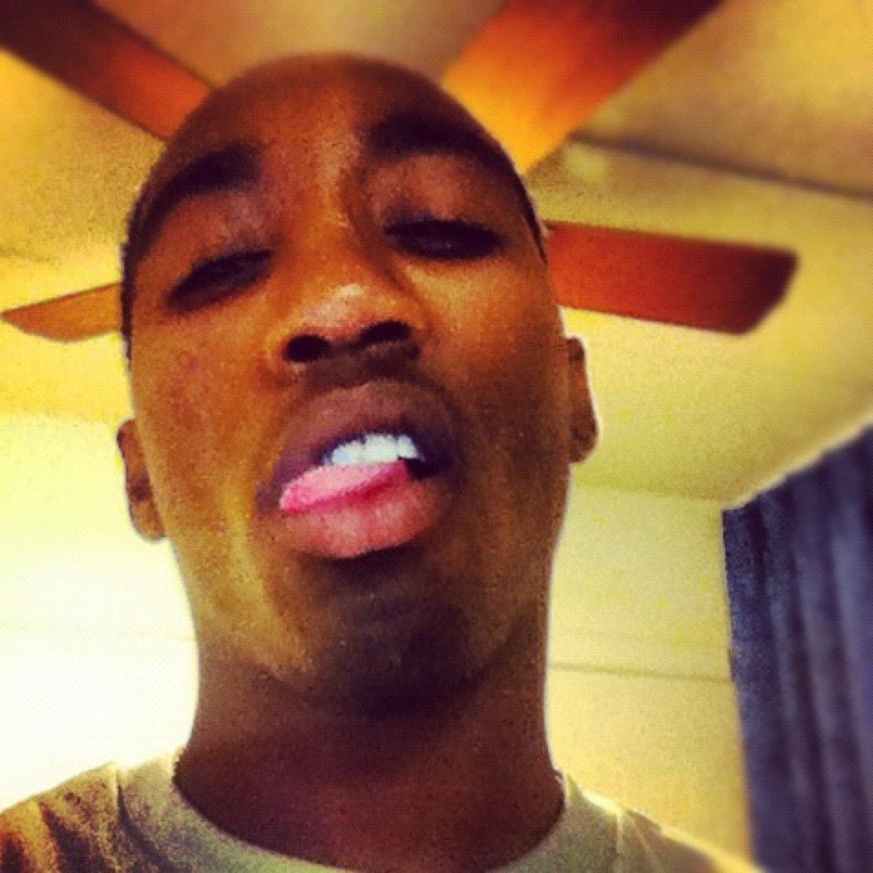 LowKey_06_'s profile picture. Its my twitter and ill say what i want
Snapchat: lowkey06