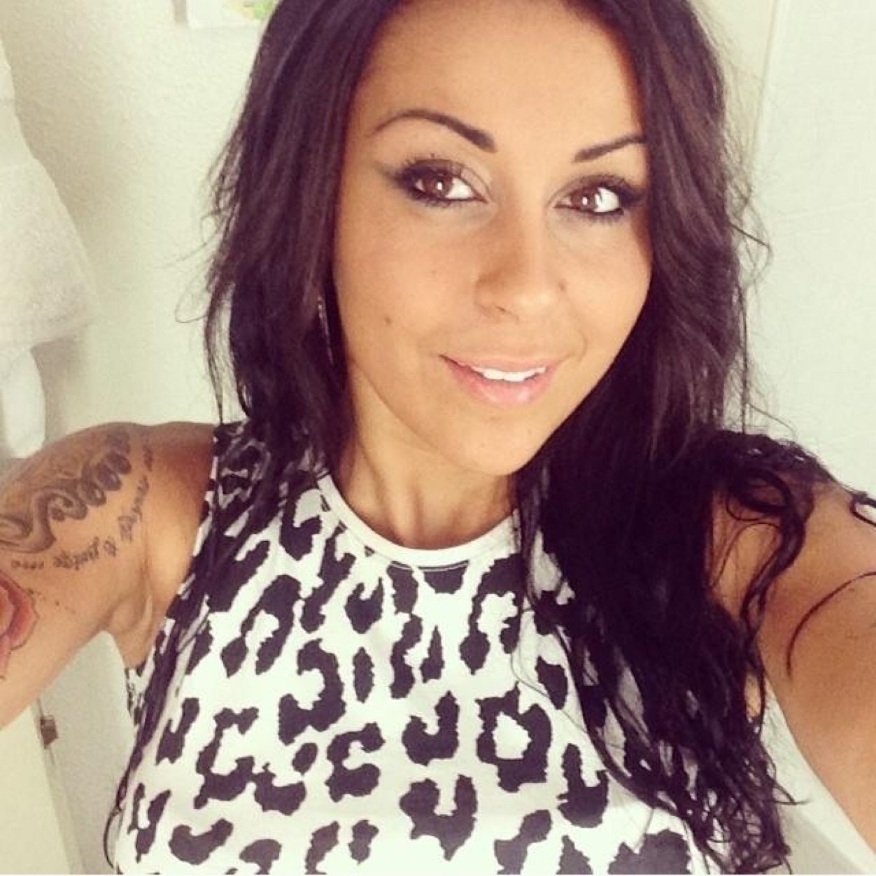 loveshanaaa's profile picture. 