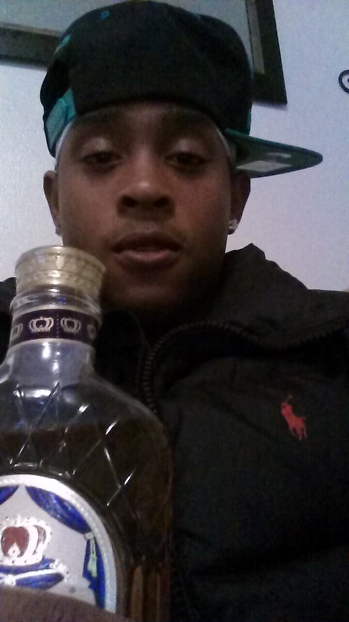 smoke loud fuxkin bishes stay loyal 2 da game