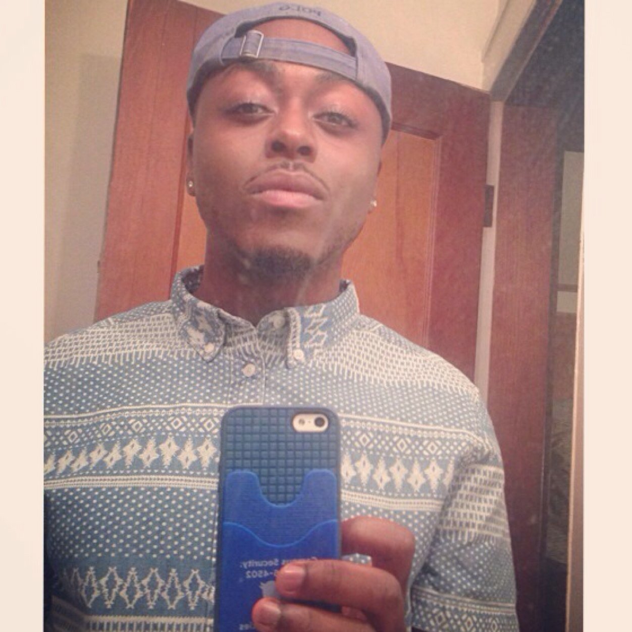 One life to live , no time to waste. Find your happiness & pursue it .  #TeamLove