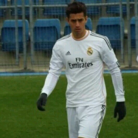 Primer club de fans oficial de @carrallo11 jugador del segundo filial del Real Madrid. Mi Twitter personal es @sandruki13