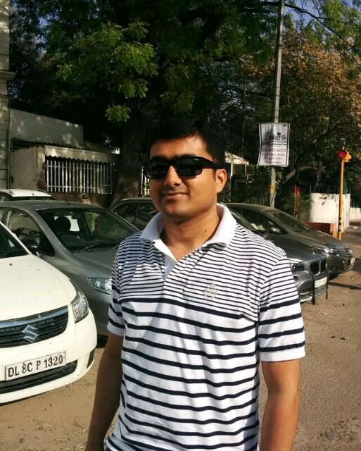 Man Utd Fan, Cricket Buff, Techie, Foodie, Fun Loving.