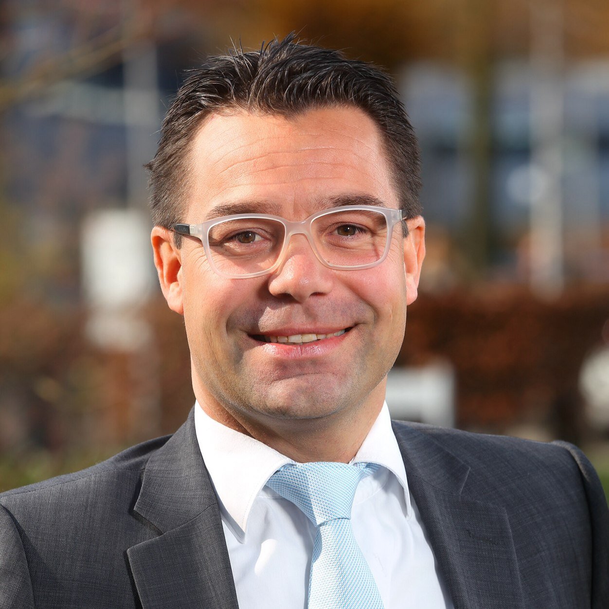 wpulskens's profile picture. Food-positief-goede rode wijn-ouwehoer-gelukkig-getrouwd-workaholic-Hoevelaken-2 zonen