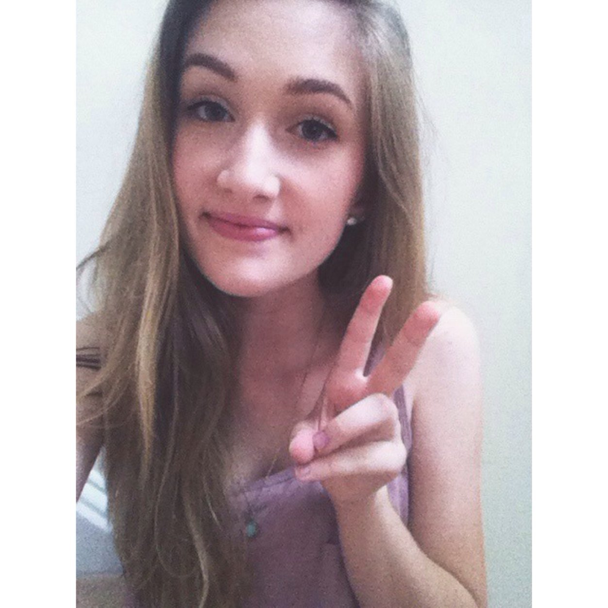 hey I gave u a free follow, so pls follow @harryftemma ???????