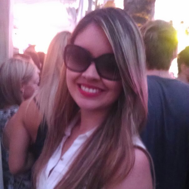 aninha90210 Profile Picture
