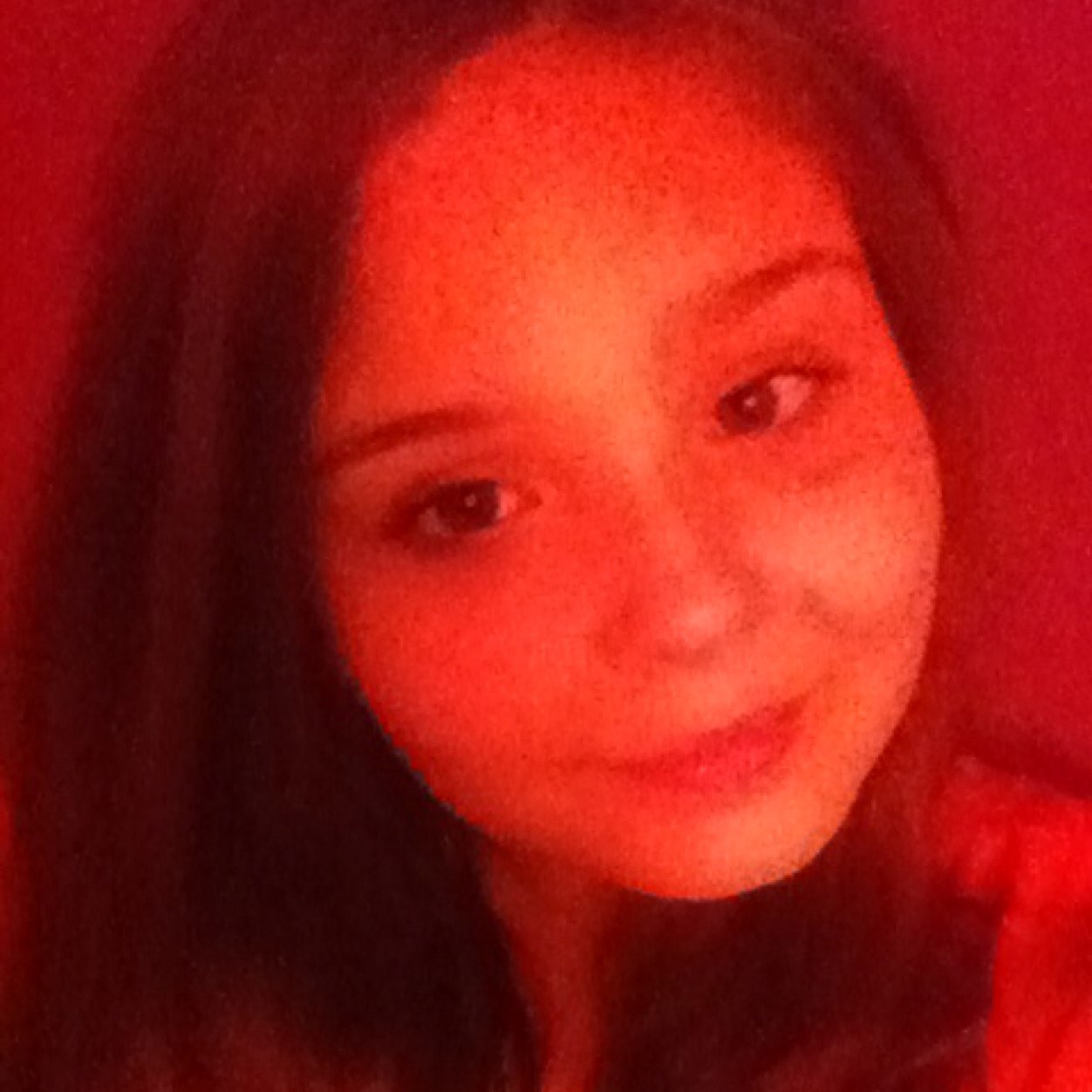 I love 1d , BUT I'm a merfanda too , I will follow back if I know you xxxx go forward not back  #in a relationship