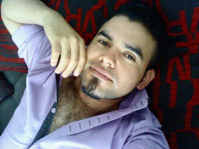Soy una rara creación de la naturaleza, con una maravillosa mezcla de humanidad y cosas de otro mundo.