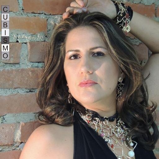 sinparjoyas's profile picture. Diseñadora de Accesorios SinPaR, Pionera formando Emprendedores en Bisutería y Orfebrería. Taller Escuela SinPaR de Maracay http://t.co/FIJ4LfwBUt