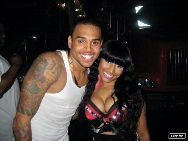 im a bad bitch that why nicki minaj is my girl she will fuck up a bitch and i will too pink Friday is the new thing