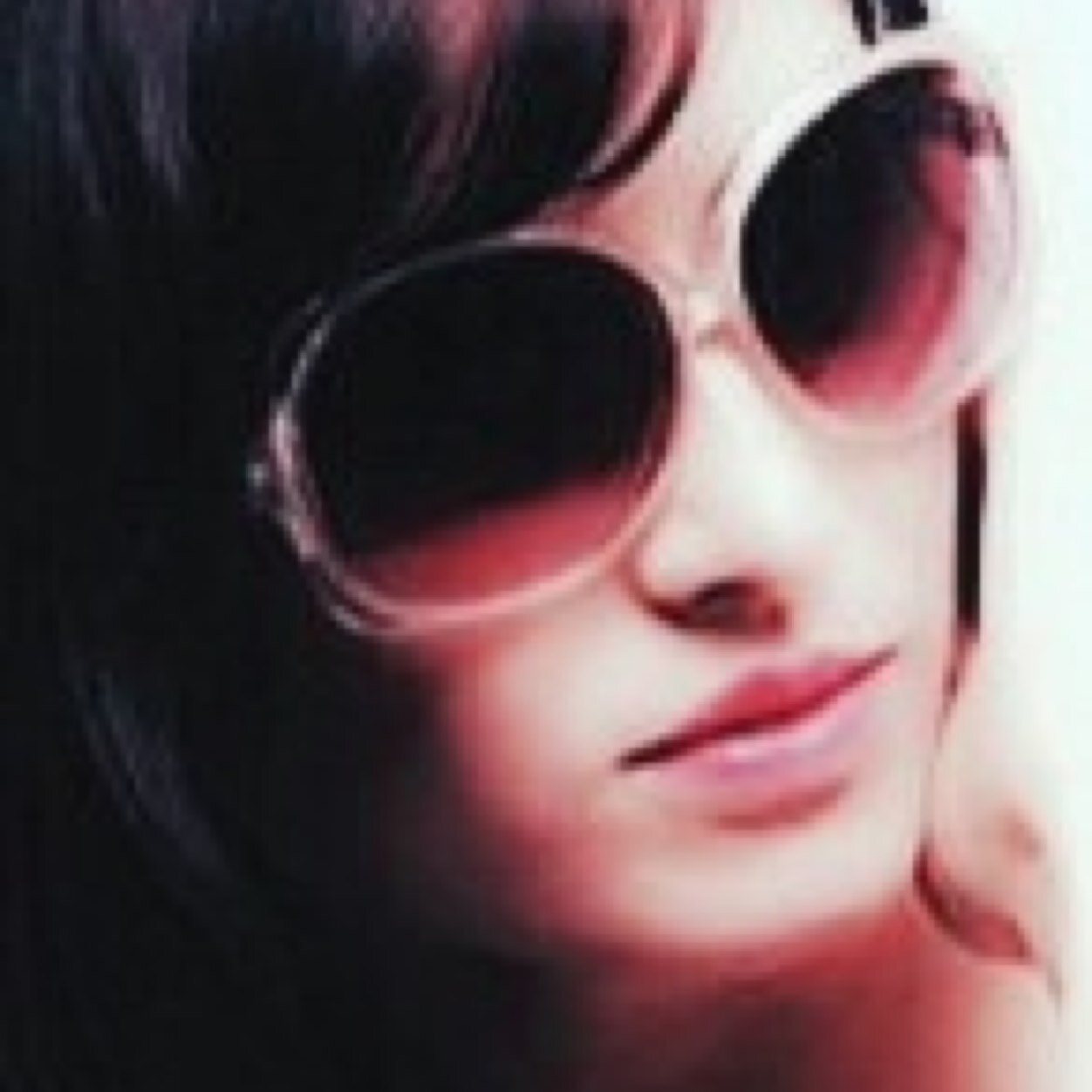 LynnBryanSF's profile picture. I'm an ass fanatic, all around hussy. and very mediocre photographer.