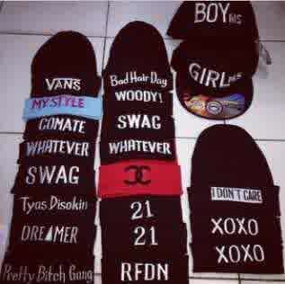 Beaniehat,blowerhat,tas,sepatu,Contactus:bbm:2a34febb,nohp:082114784694. Via BCA only,pakeJNE.  Serius order/nocancel