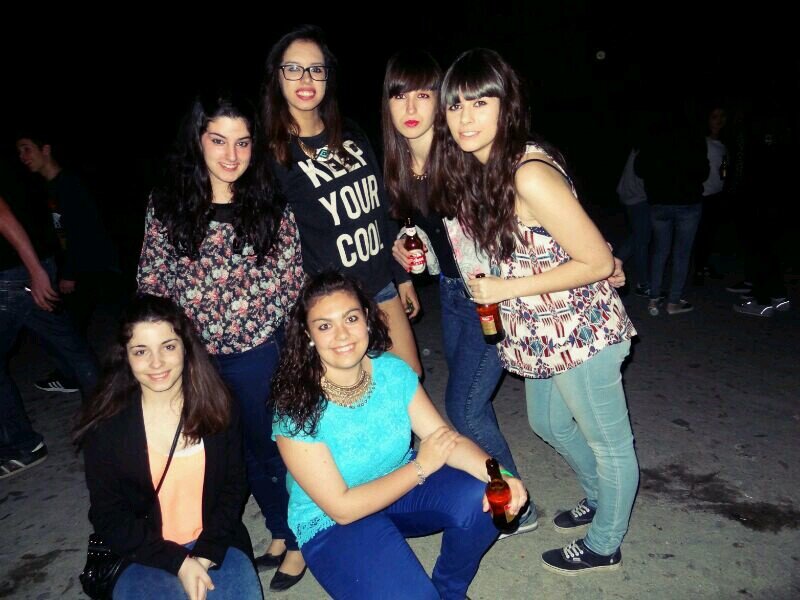 sonriele siempre a la vida, porque que es la vida sino unas cuantas sonrisas desordenadas a lo largo del tiempo # 19 el despiste:) la villaEJS/NGB/LCV
