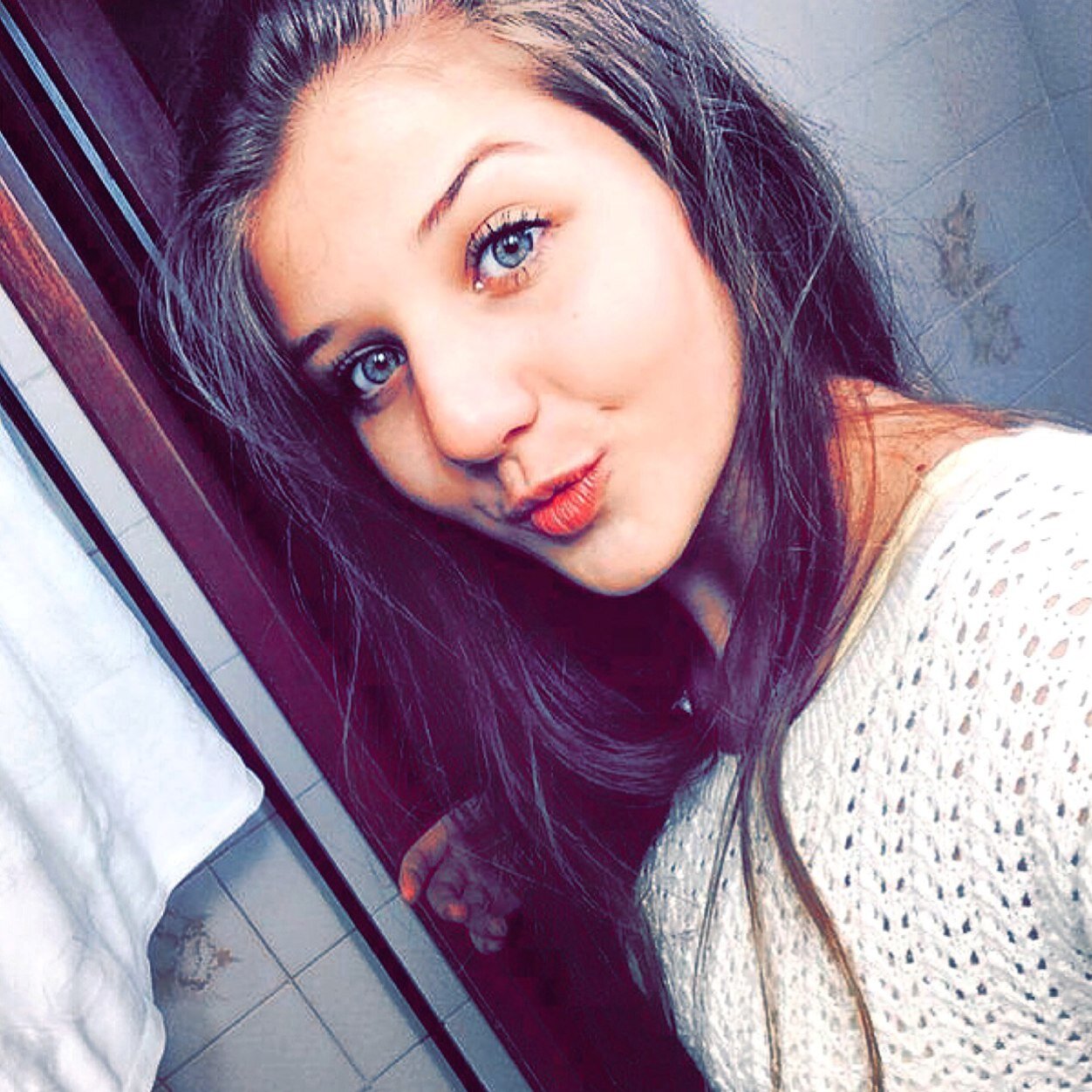 Marina Gauchat. Não vivo sem a melhor amiga que eu amo mqtd @giiu_weinfurter, o melhor mais lindo @neguinhomooca e a @bia_facchin