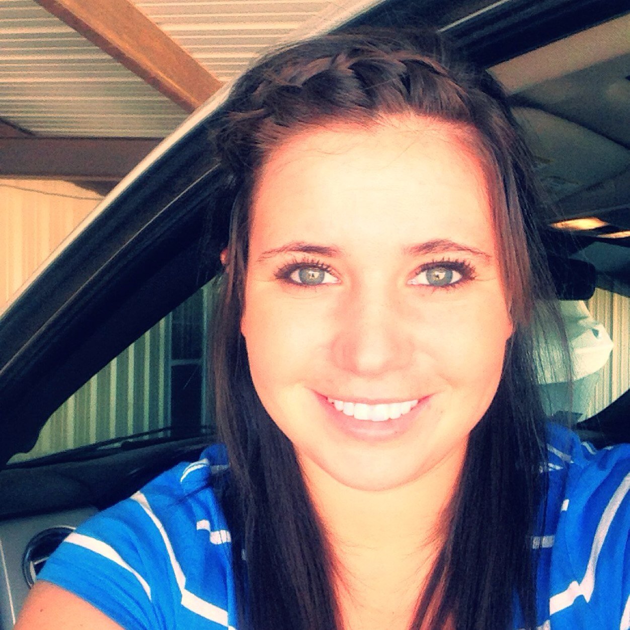 avalenzuela_16's profile picture. 