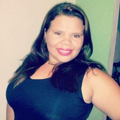 Seja sempre humilde pois até o sol com toda a sua grandeza se põe e deixa a lua brilhar. Follow-me ?