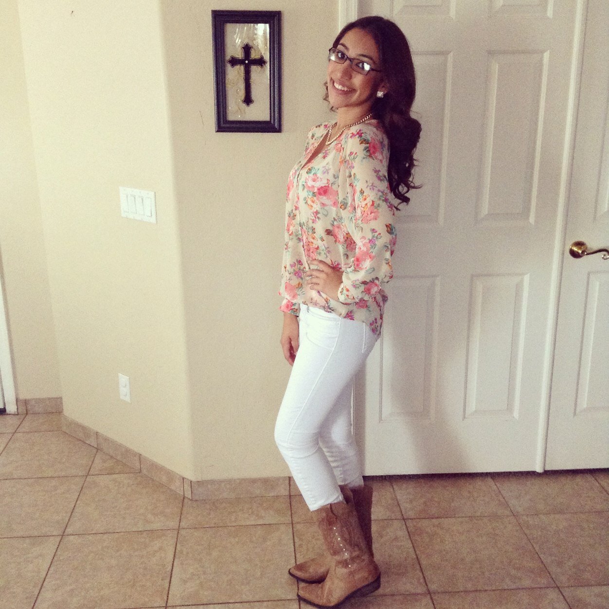 Follow my new account @itsjulesss_ !!!!