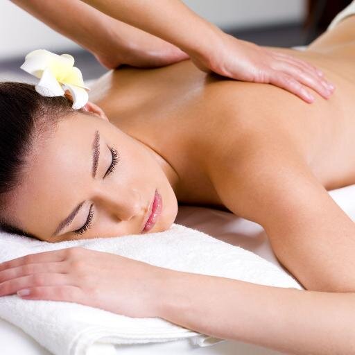 Stop by on your way home from a long day at work or enjoy a day of soothing services to calm and rejuvenate your body. All specials are limited time only.