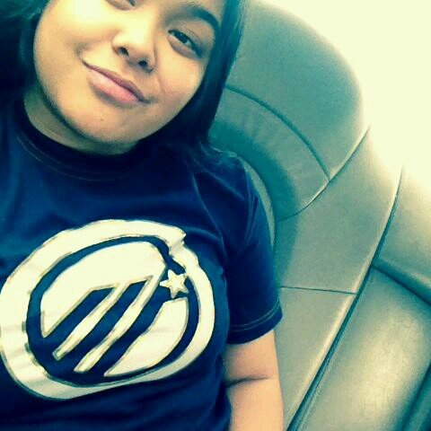- Follow Me And Ill Follow Back .! :)) . Be Chillaaan Wiff My Main Jank @Laugh_AtHoes_x . Go Follow Her . - Ballin #35.