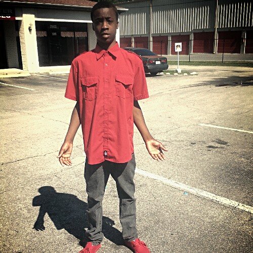 Richh Nigga BankRolss
trussNoThottieTakenn♥
So Wavyy Baby Like A Tsunami
Stay Hungryy
