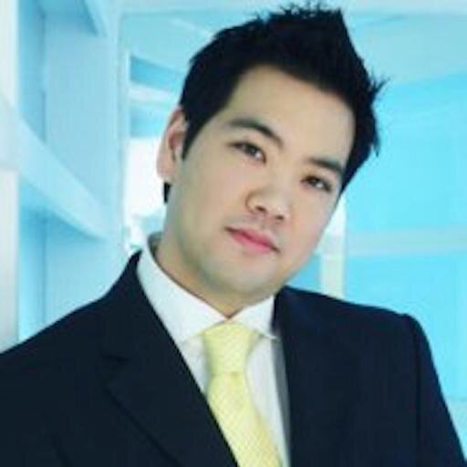 I'm a foodie, wine collector, consultant, traveler, & ex-restauranteur.