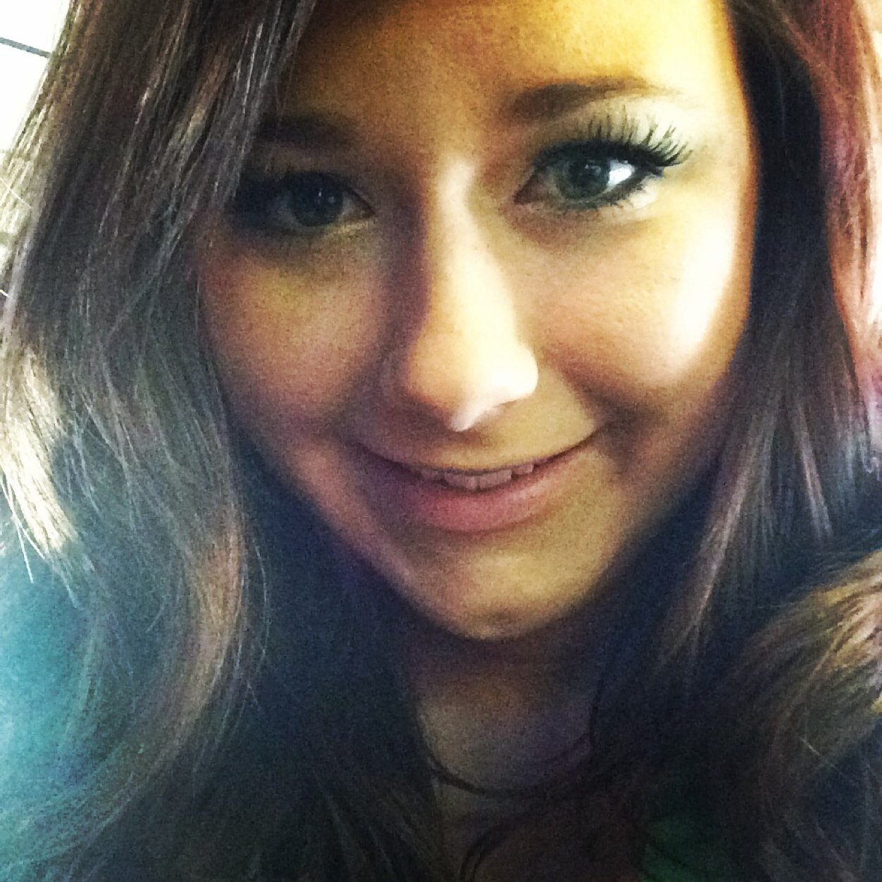 Lbeier4's profile picture. Green Bay Packers and Makeup FREAK 💚💛