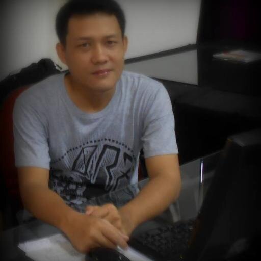 yogazfk's profile picture. 