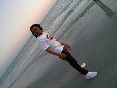 Lames catch feelings we catch Flights✈  #freemaxb