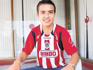 Estudiante de medicina, tapatío de corazón y chiva por convicción.