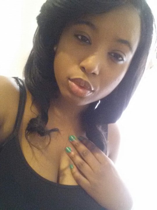 “A wise girl kisses but doesn't love, listens but doesn't believe, and leaves before she is left.” 
― Marilyn Monroe
