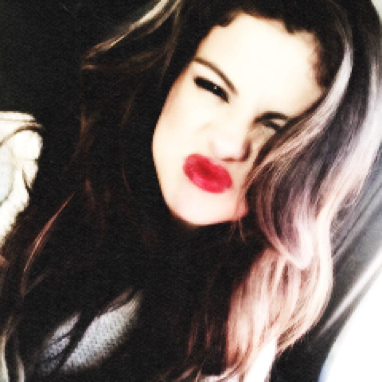 I dont about you but selena is literal queen. Same