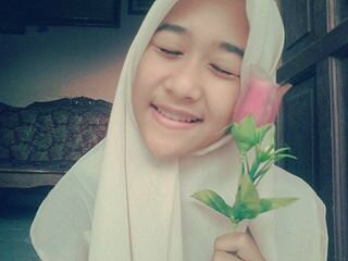 Leutik (•̪ -̮ •̪)