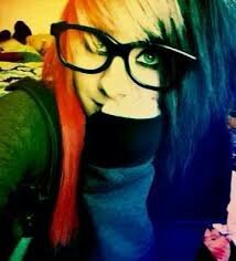 hi i am rainbow dash i can play any sports  i can fly fast # my mom @xxxplaywithmexx ##my little brother @littlejokerx