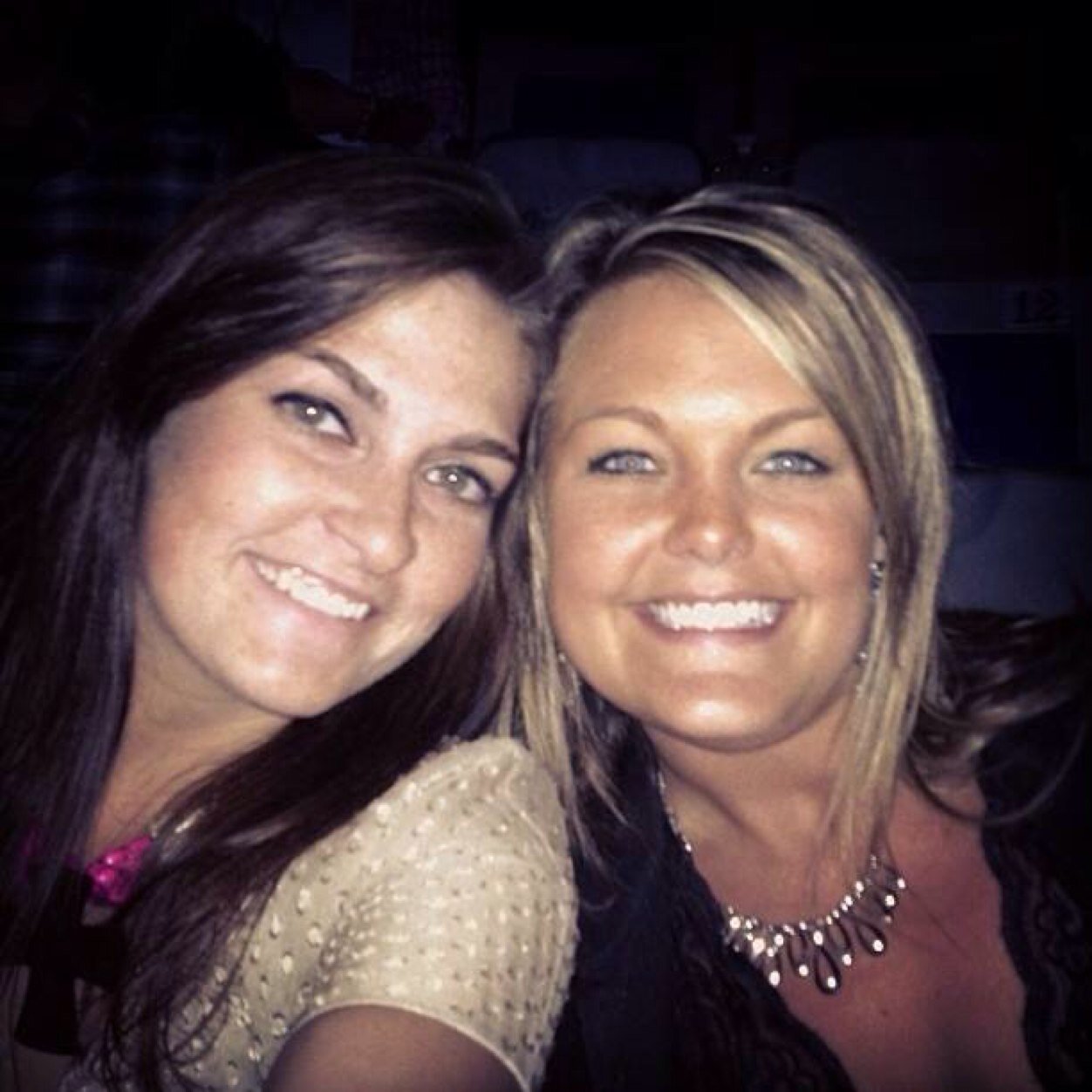 liz_ley's profile picture. 