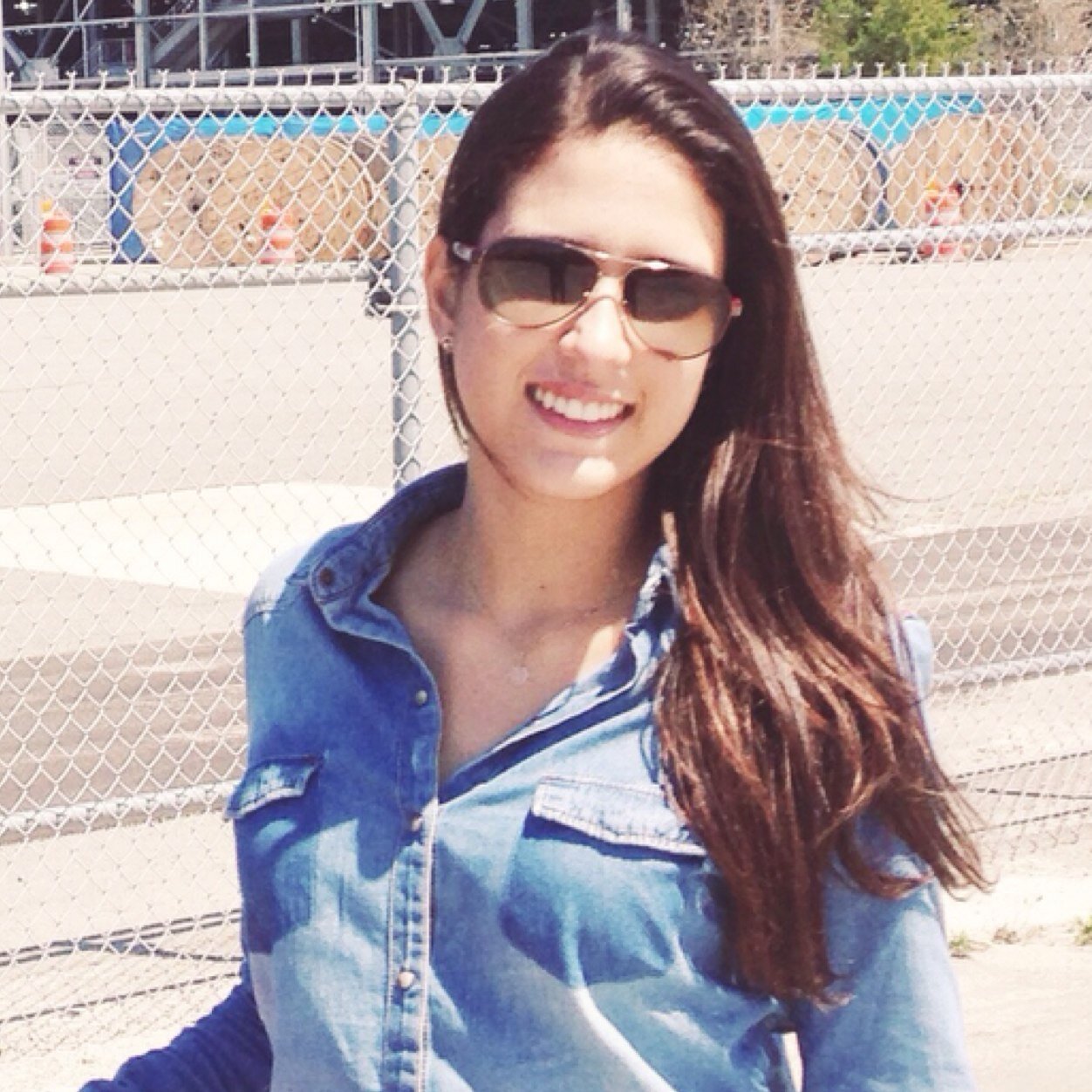 QueenOfFly's profile picture. Let my spirit fly. ♡ Mari ♡ Tem pessoas que a gente não esquece.