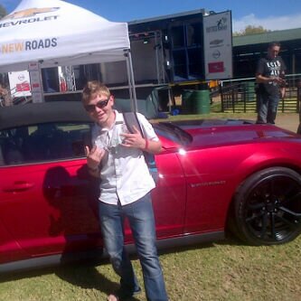 My BBM Pin:265BCB5D and my whats app 0783545169 and if you have age of legends join my guild: qusxn