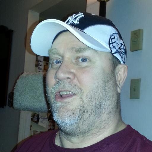 http://t.co/cV13QmZh6Z / Front End Developer / Javascript fanatic. Web guy. Programmer geek. Hockey (Rangers). metal hardcore and new school screamo.