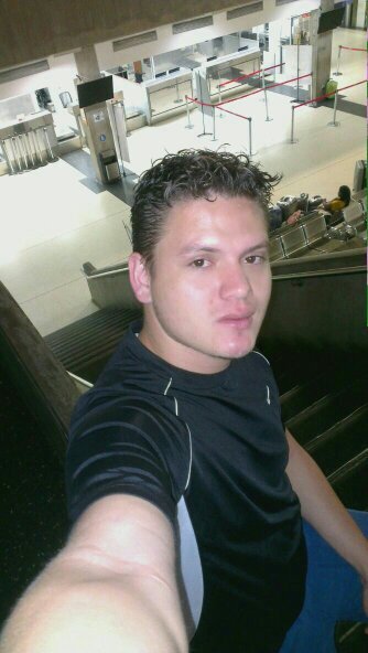 luisrondon30's profile picture. nací en venezuela y muero en venezuela. chavista rajado