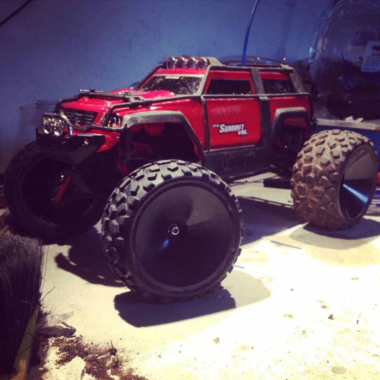 Le_Hannie's profile picture. Check out my RC vids on youtube!! Subsrcibe!! :-) http://t.co/Wo5NoTk81G. Follow me on instagram! @Le_HannieRC ! It would be awesome!