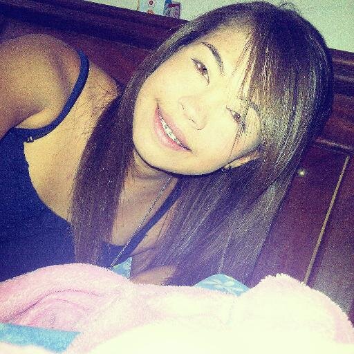 Estudiante de Comunicadora Social, Venezolana..