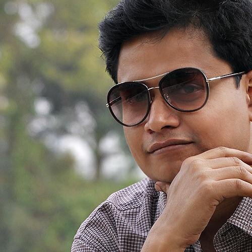 percom1's profile picture. Photography Instructor