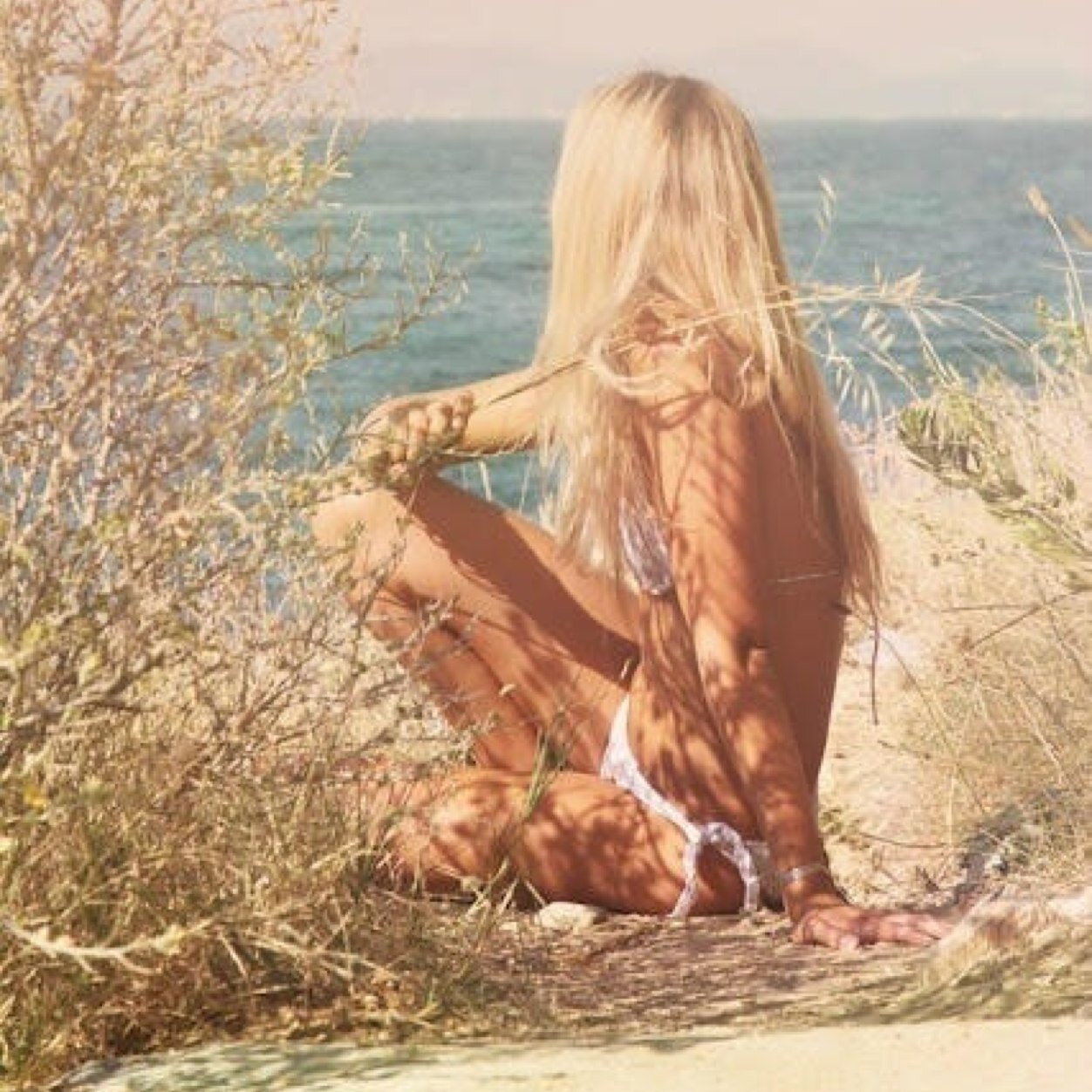 ~ surely a lady but I'm no stranger to badly behaving sometimes ~