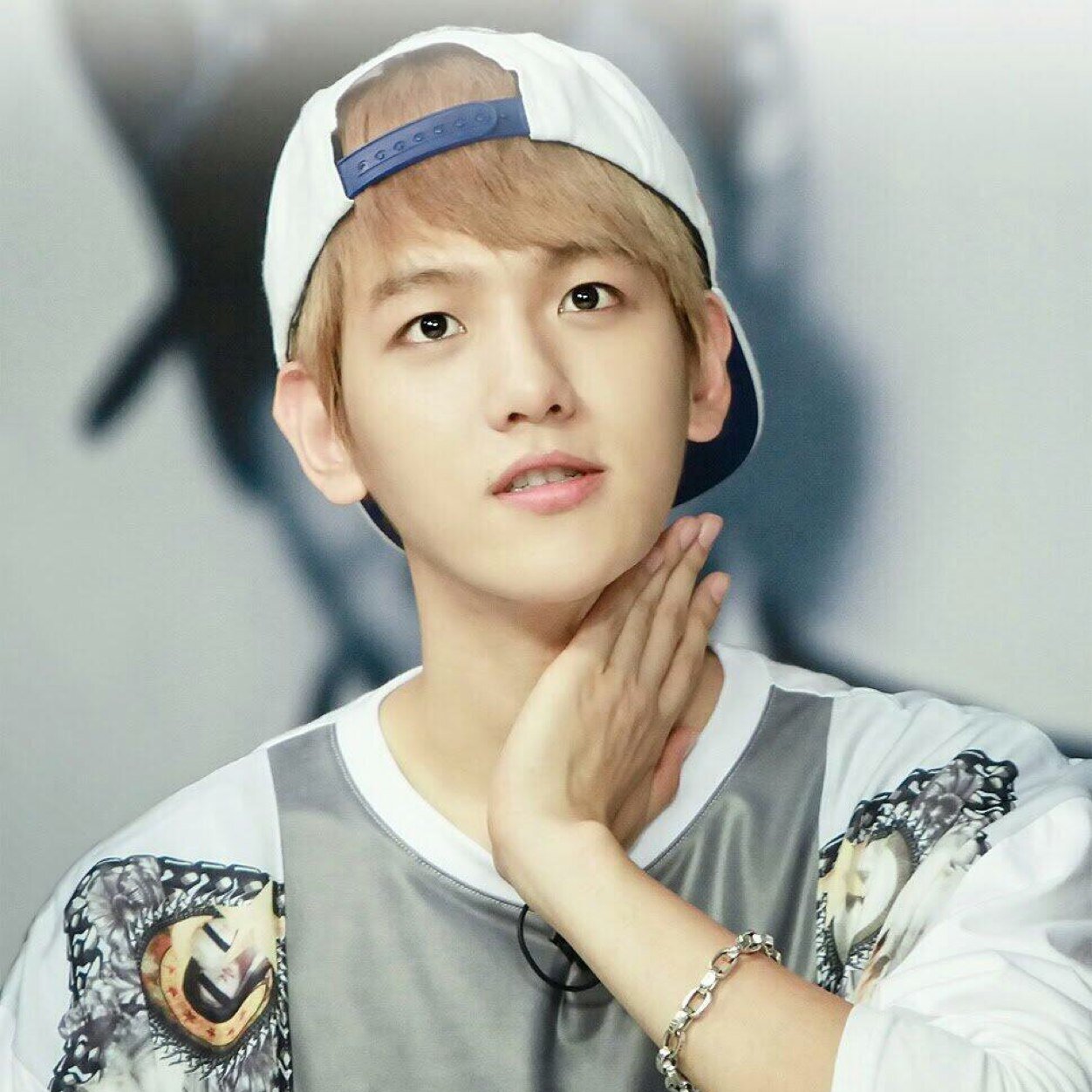 EXO